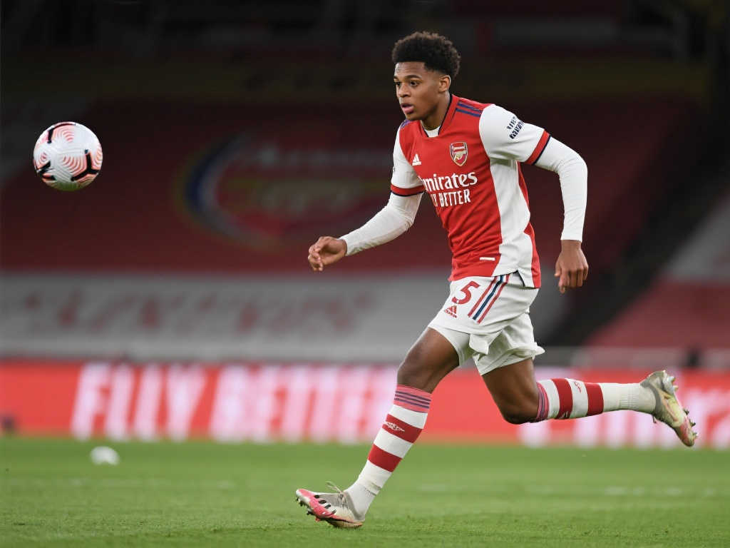 毫厘之差!廷伯精准45°传中,赖斯头球压马尔基尼奥斯却遗憾偏出 毫厘之差!廷伯精准45°传中,赖斯头球压马尔基尼奥斯却遗憾偏出